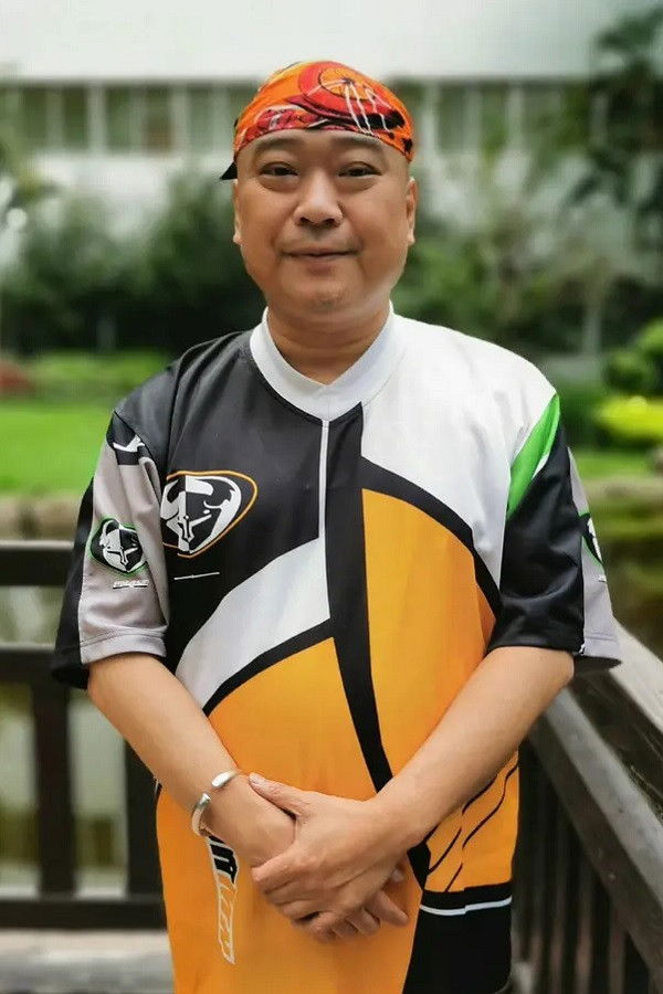 Lin Yizheng backdrop