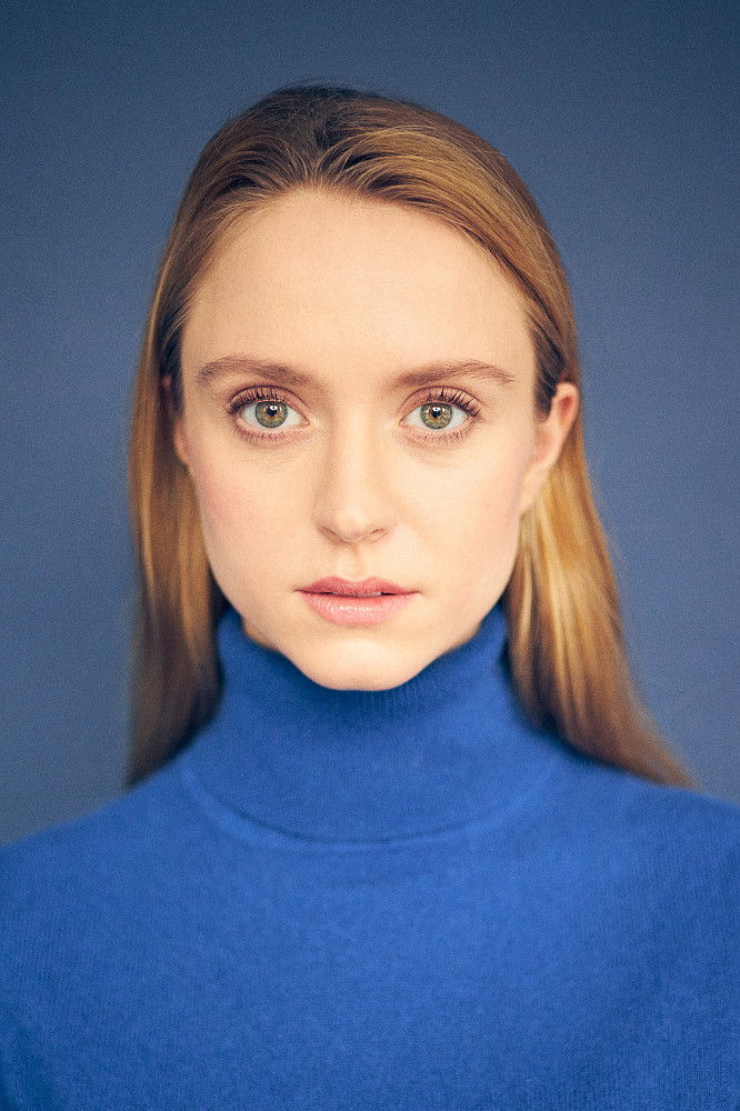 Isabella Victoria Ginocchio backdrop