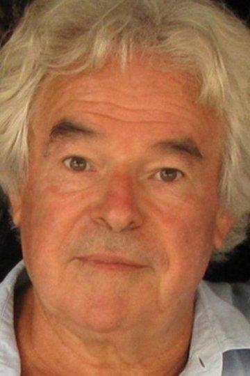 Daniel Vigne backdrop