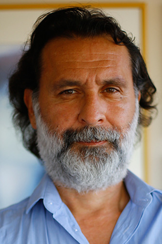 Ayhan Bozkurt backdrop