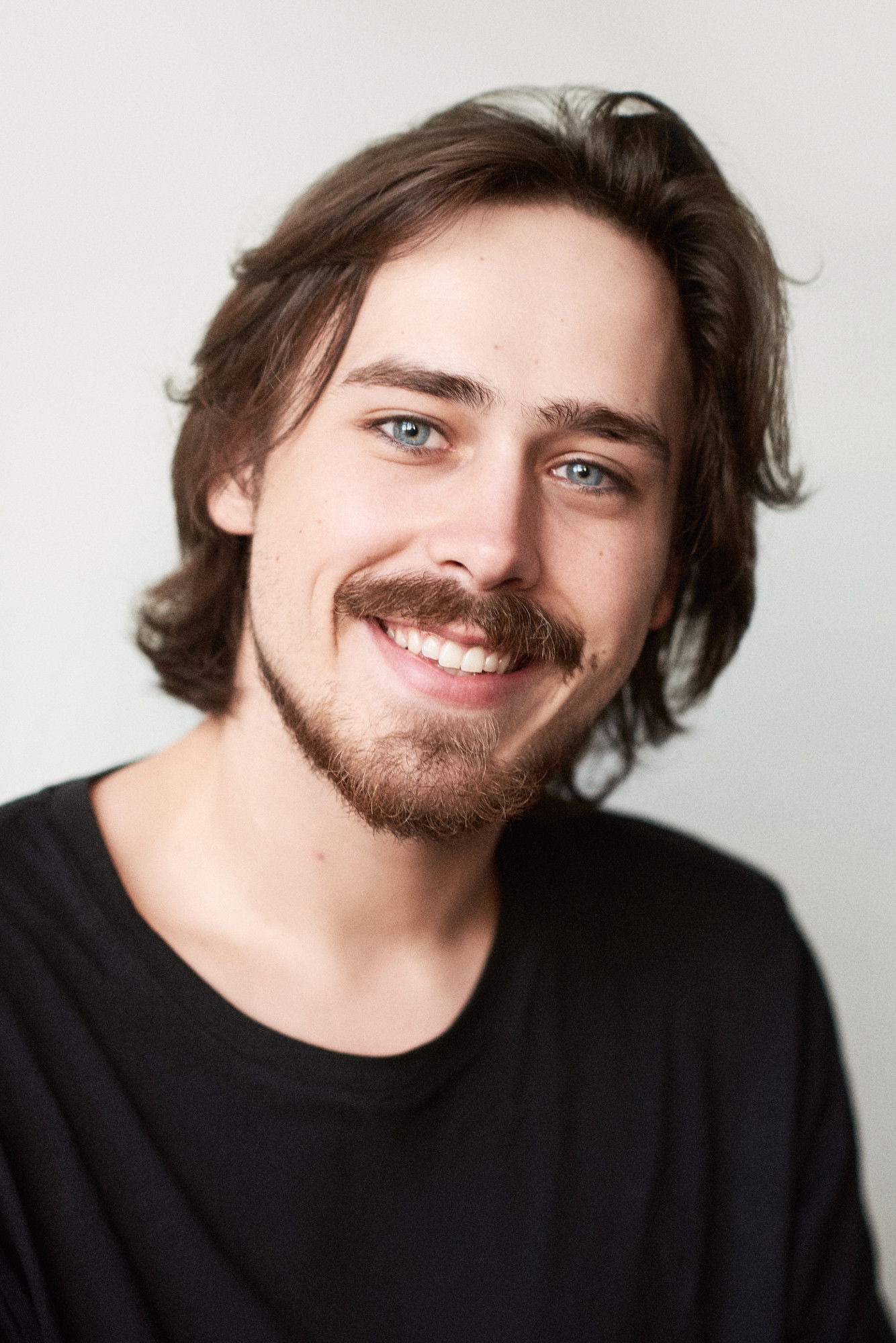 Mantas Pauliukonis backdrop