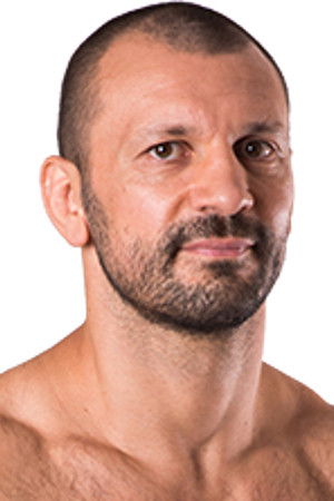 Nikola Dipchikov backdrop