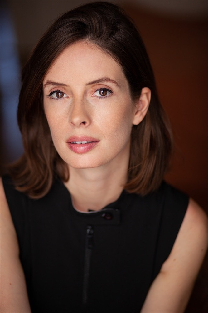 Chloé Groussard backdrop