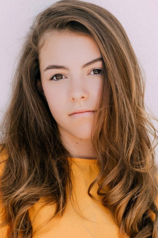 Milly Hodges backdrop