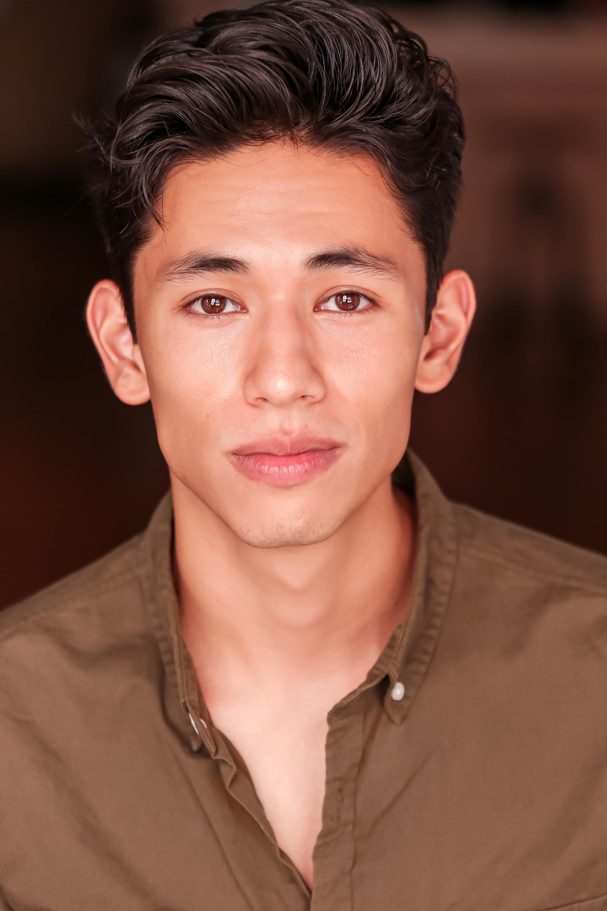 Edgar de Santiago backdrop