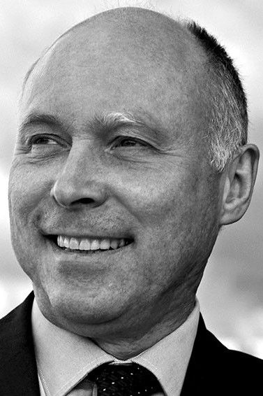 Stéphane Martin backdrop