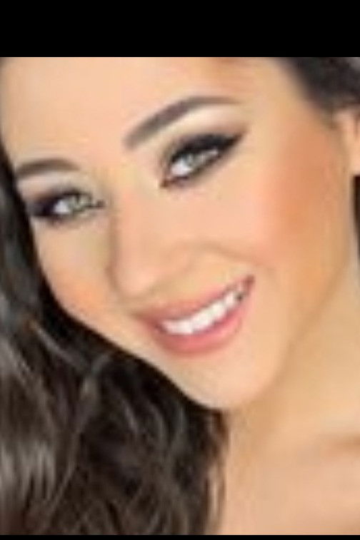 Nicole Cherry backdrop