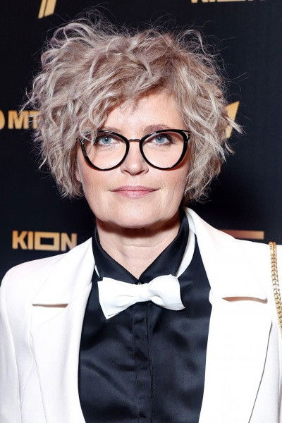 Avdotya Smirnova backdrop