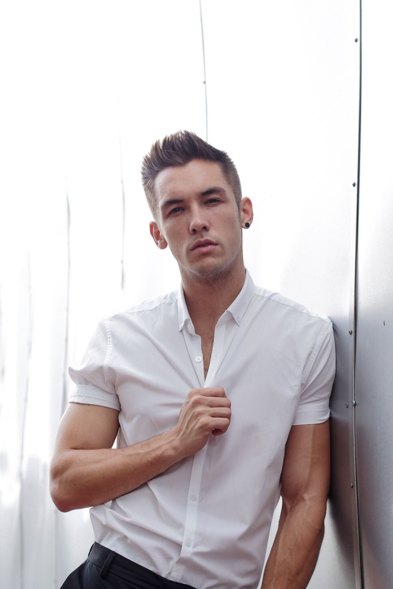 Mark O’Dea backdrop