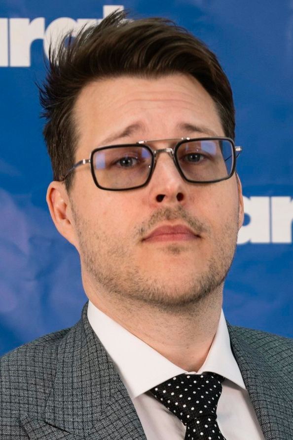 Dave Wiskus backdrop