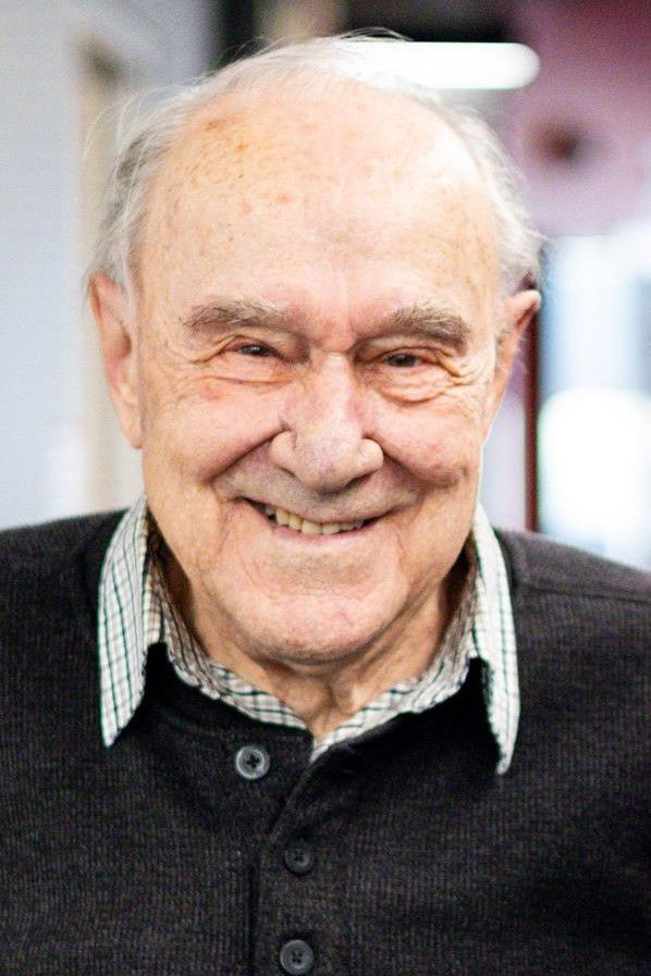 Martin Naud backdrop