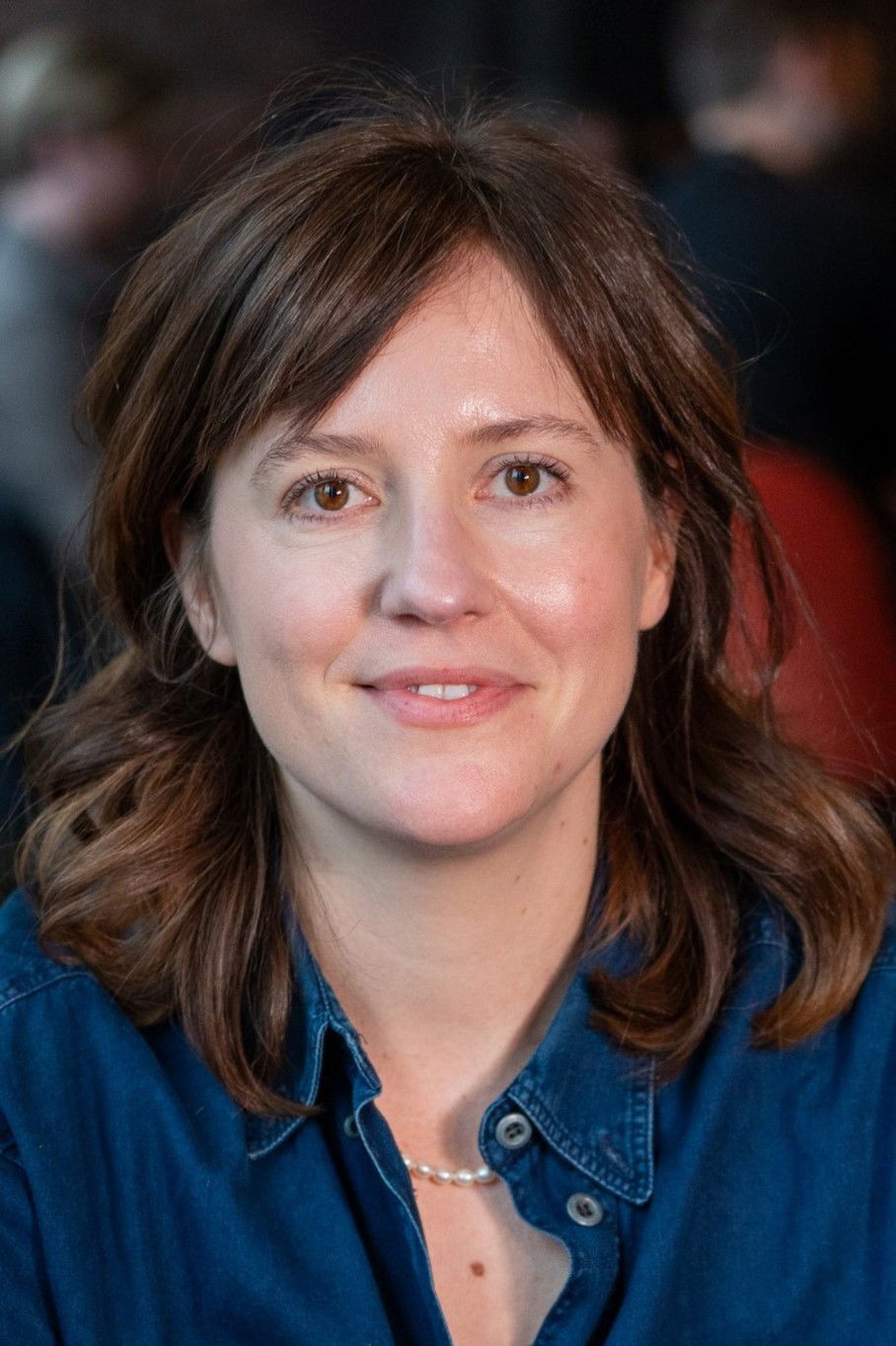 Frida Homlung backdrop