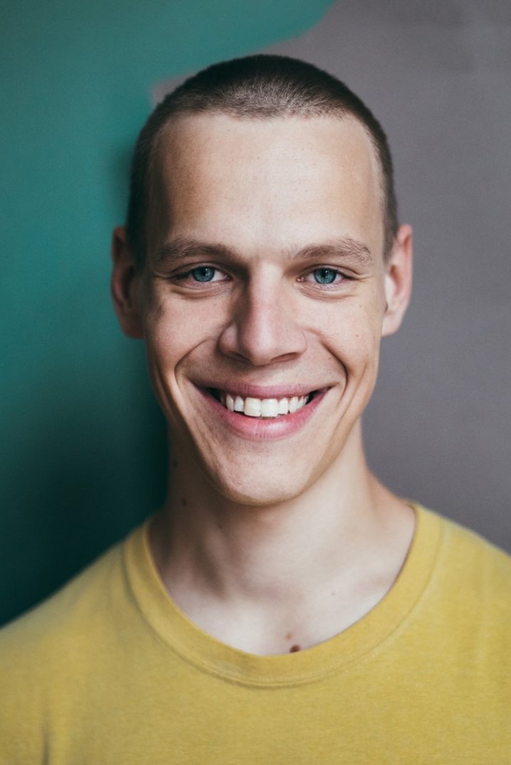 Tomáš Čapek backdrop