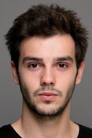 Taha Baran Özbek backdrop