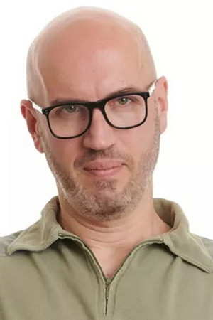 Dimitris Dimopoulos backdrop