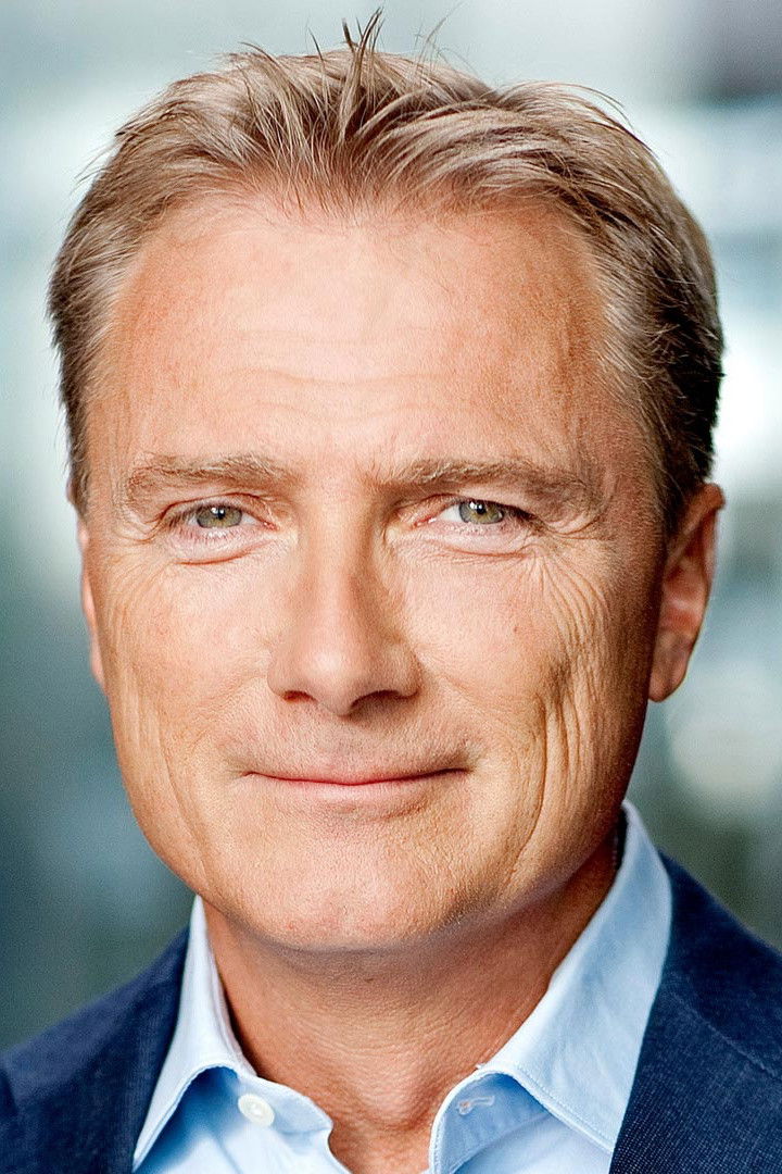 Peter Qvortrup Geisling backdrop