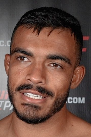 Ismael Bonfim backdrop