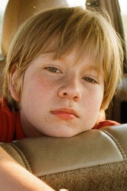 Artem Grachev backdrop