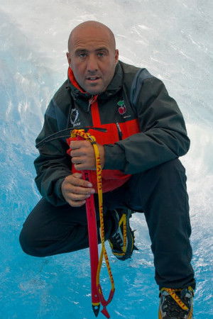 Carlos Caraglia backdrop