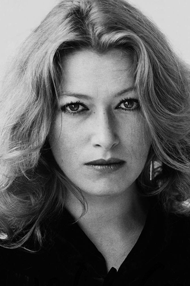 Katja Rupé backdrop