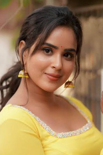 Kanmani Manoharan backdrop