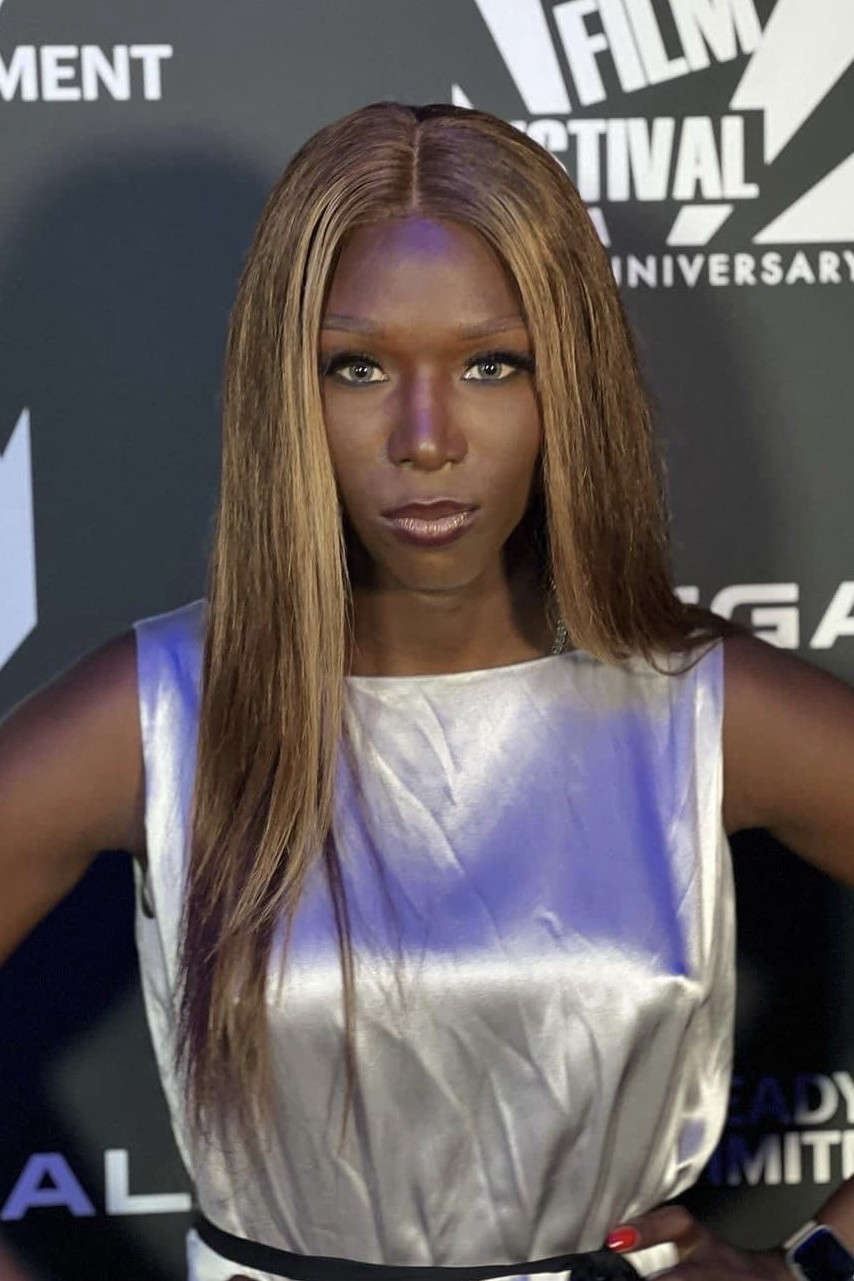 Daniella Carter backdrop