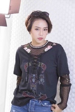 Kiwi Ratchaneeboon Pheinwikraisophon backdrop