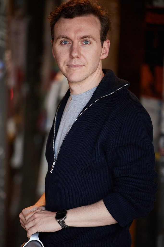 Christian Neuhof backdrop