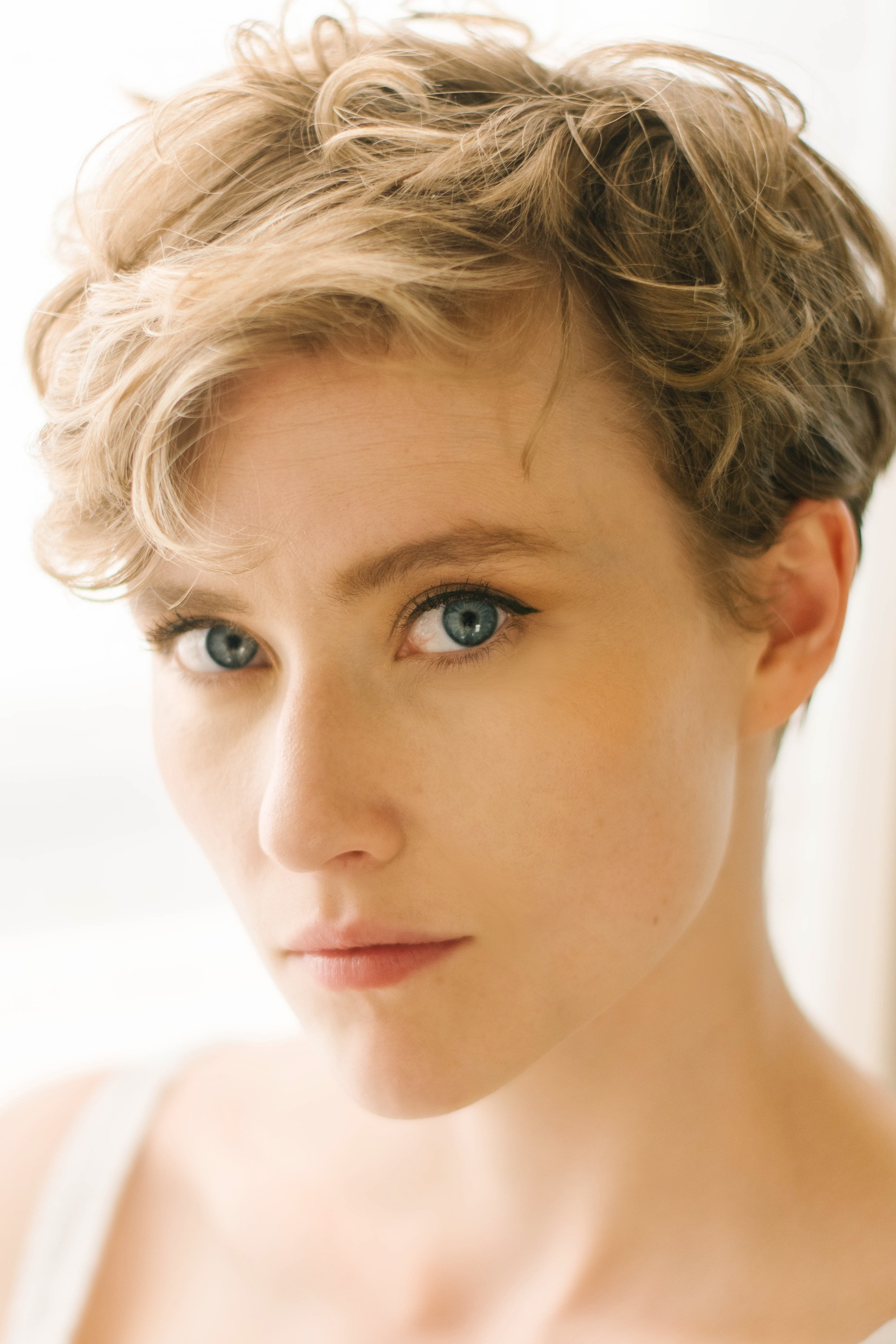 Amanda Ripley backdrop