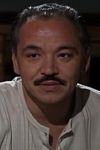 Abror Bakirov backdrop