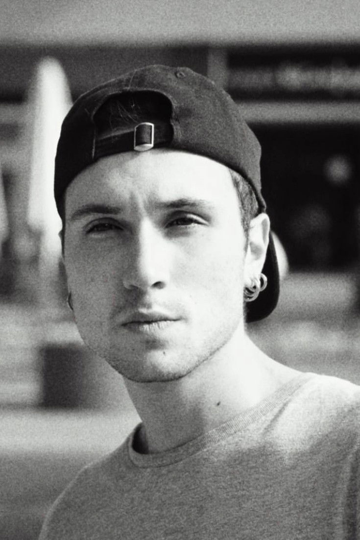 Santiago Rojo backdrop