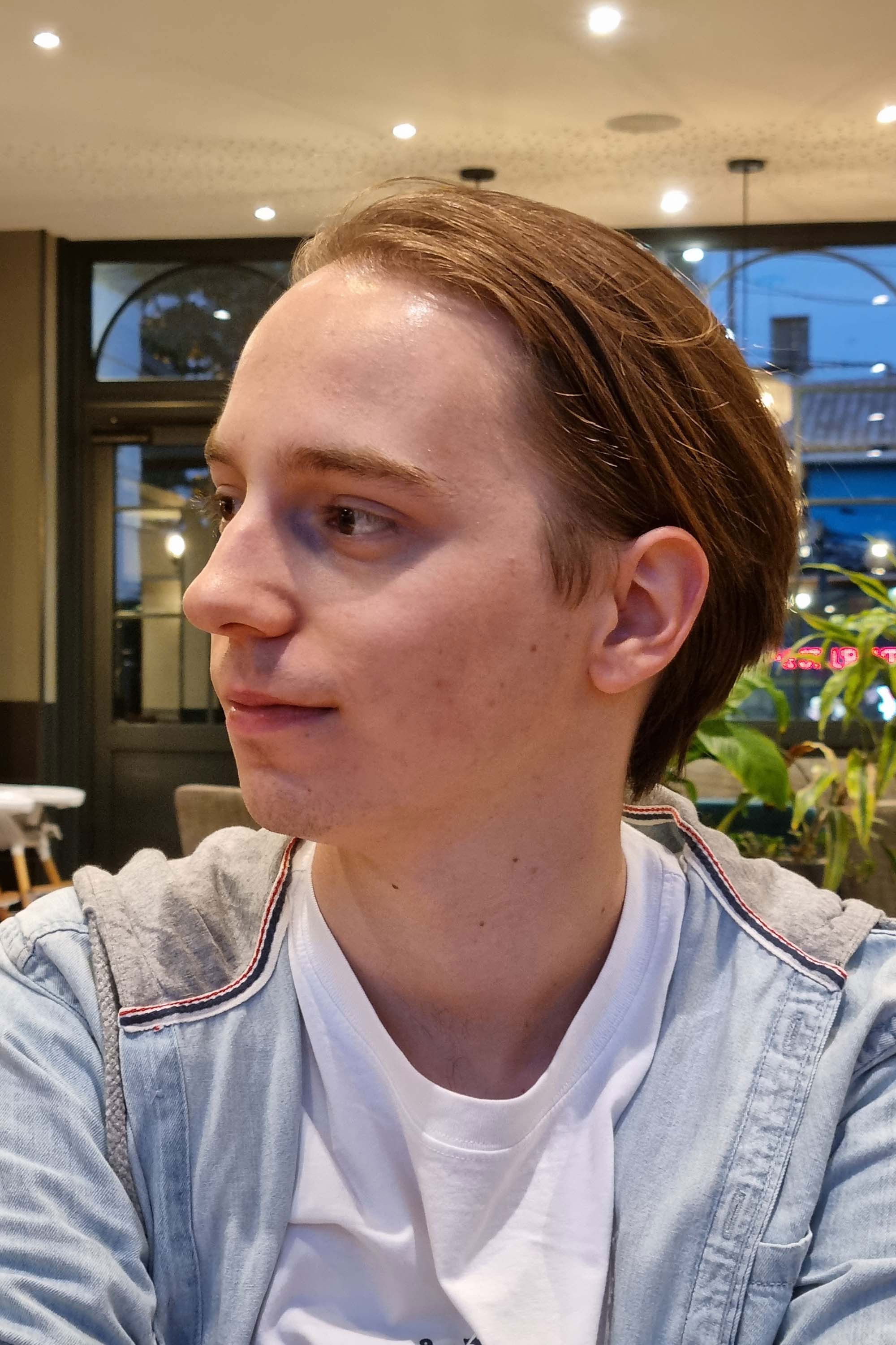 Mattéo Puget backdrop