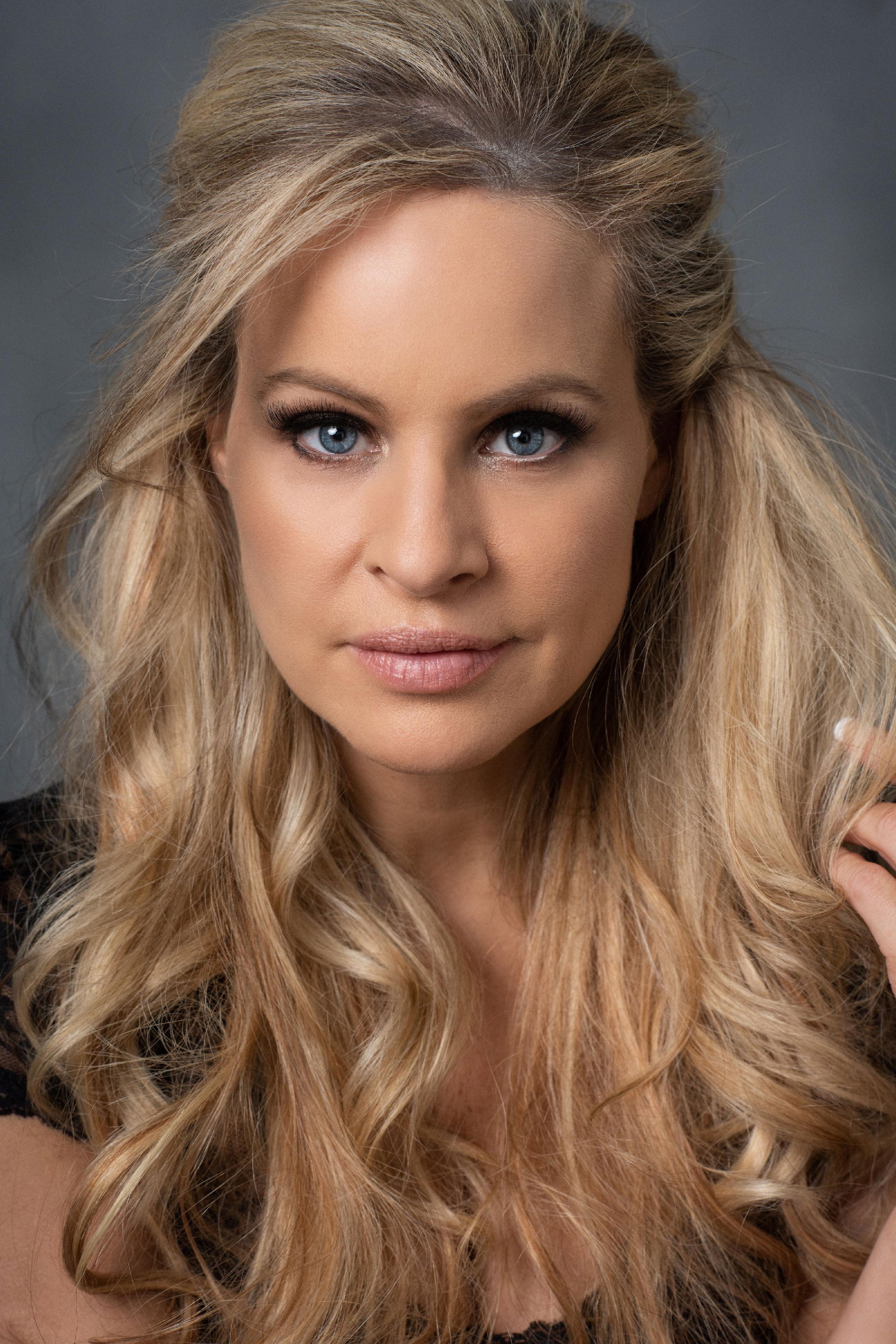 Laura Mason backdrop