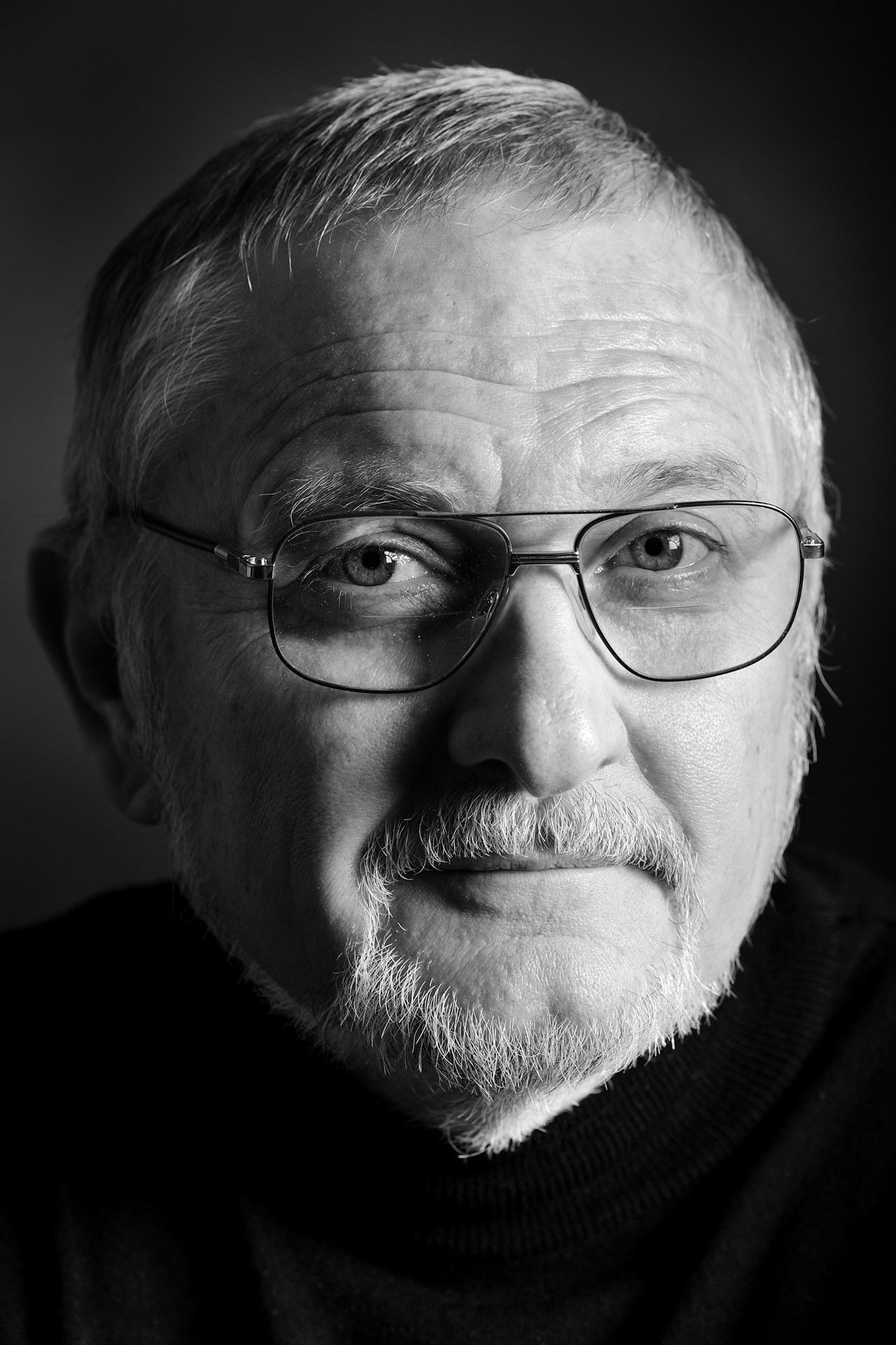 Viliam Hriadel backdrop