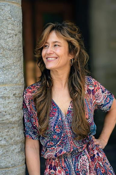 Christina Hauser backdrop