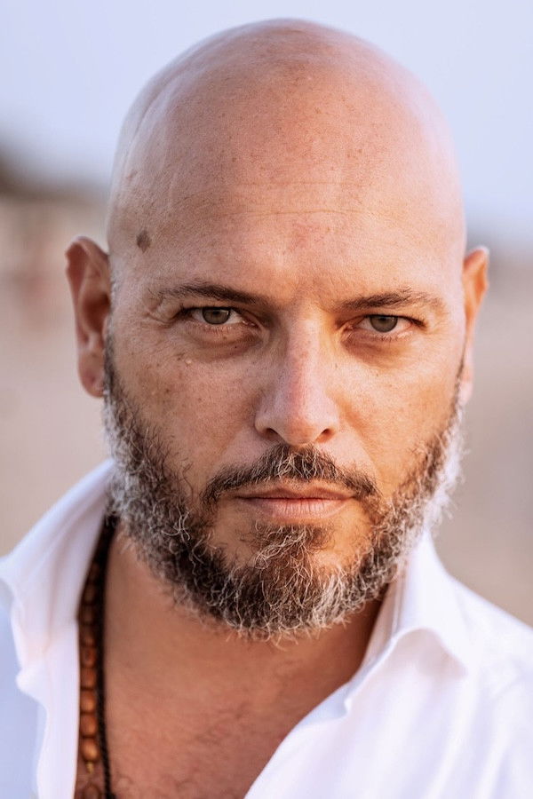 Danilo Rovani backdrop