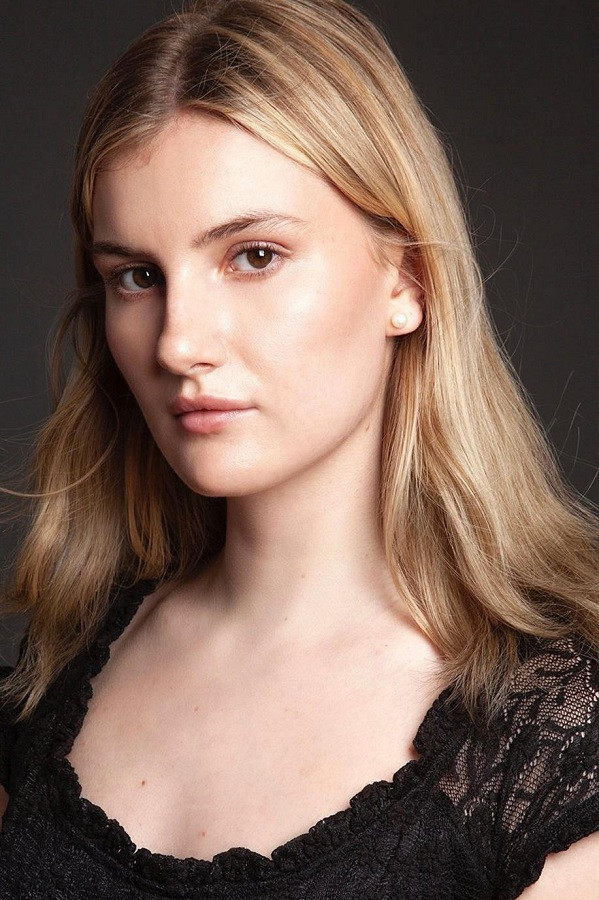 Amy Purshouse backdrop