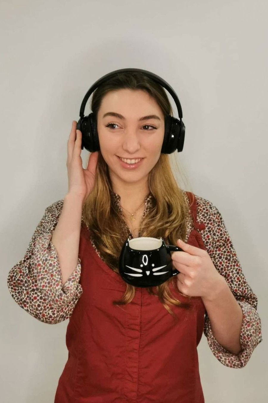 Ester Vázquez backdrop