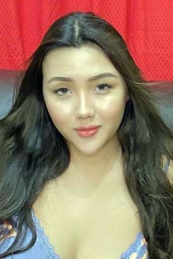 Emelyn Cruz backdrop