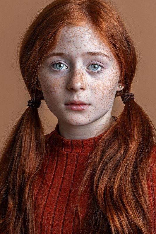 Lexi Lancaster backdrop