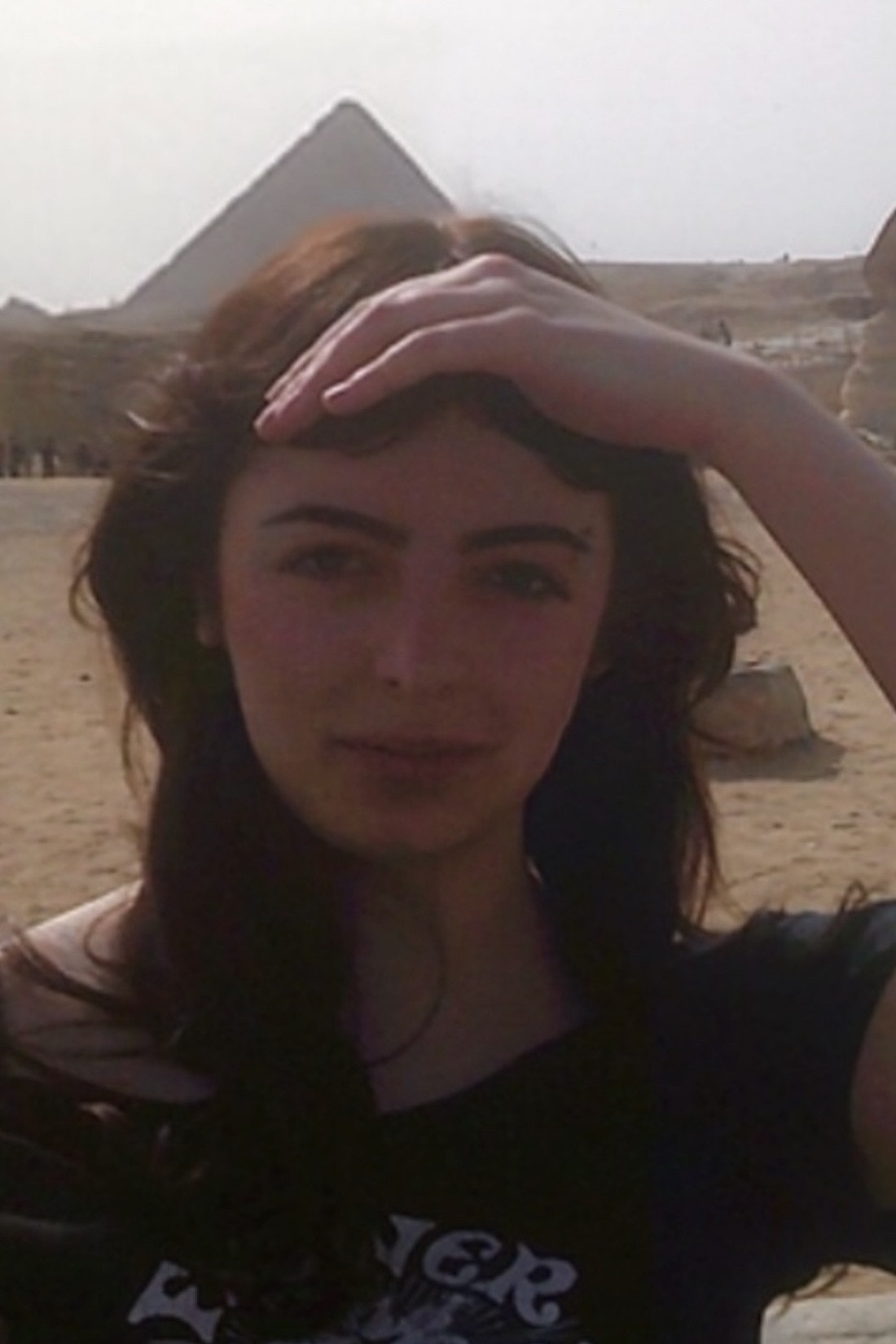 Bea Holywell-Walker backdrop