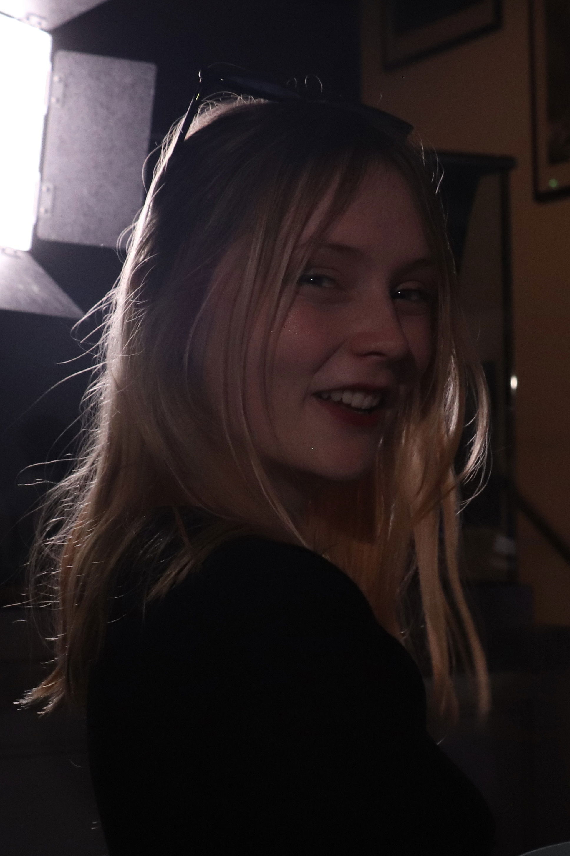 Scarlett Gill backdrop