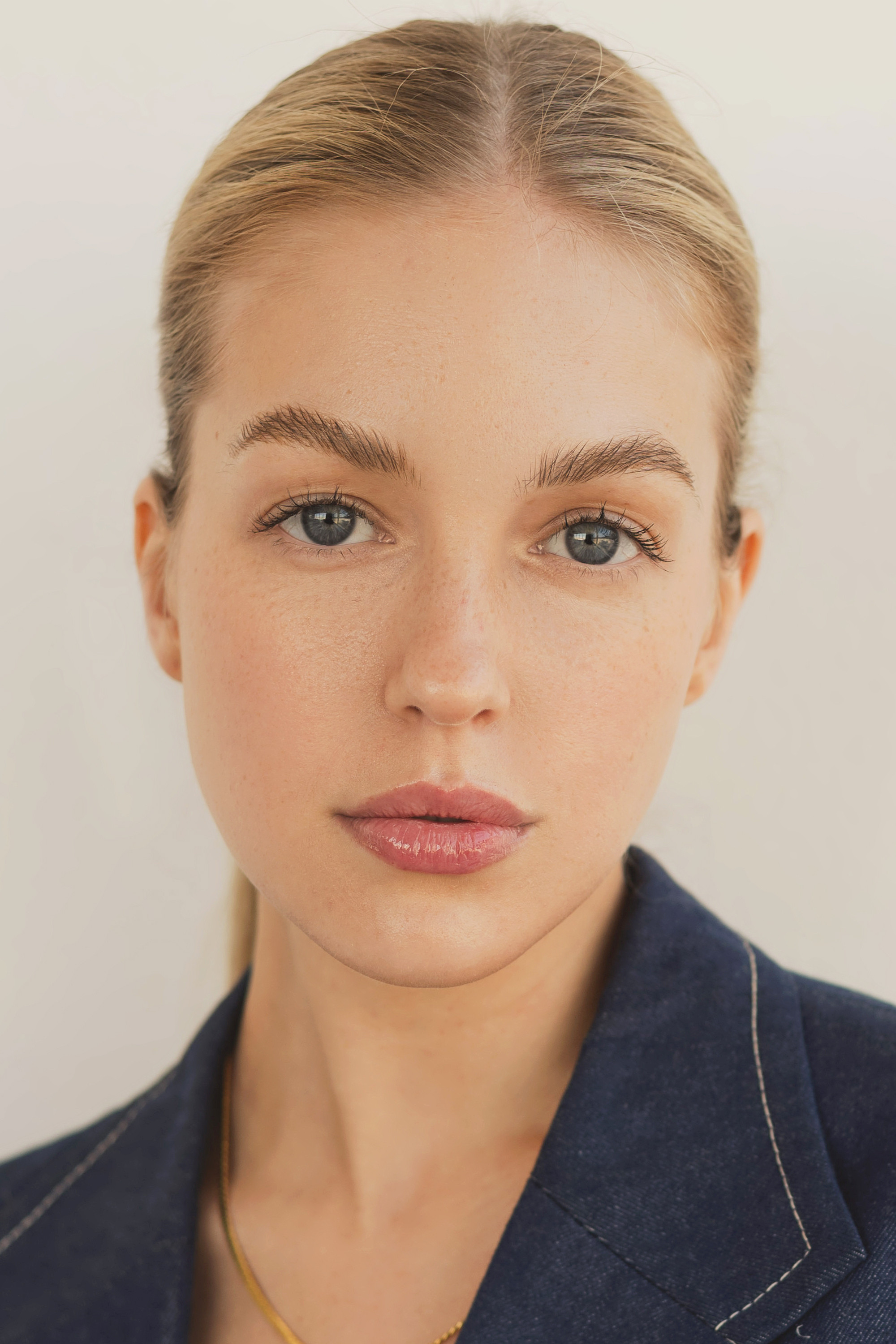 Gabby Thomas backdrop