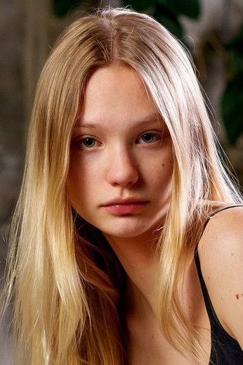 Teele Piibemann backdrop