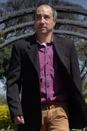 Javier Solis backdrop