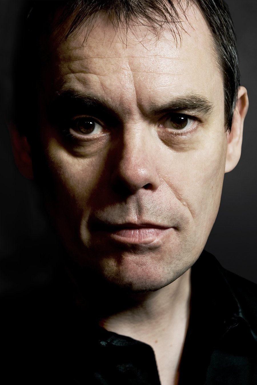 Kevin Eldon backdrop