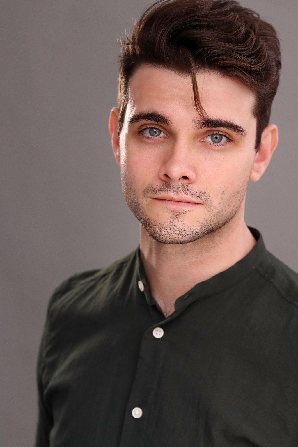 Anthony Pyatt backdrop