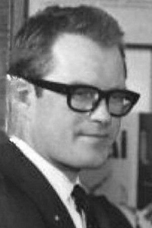 Zacharijus Putilovas backdrop