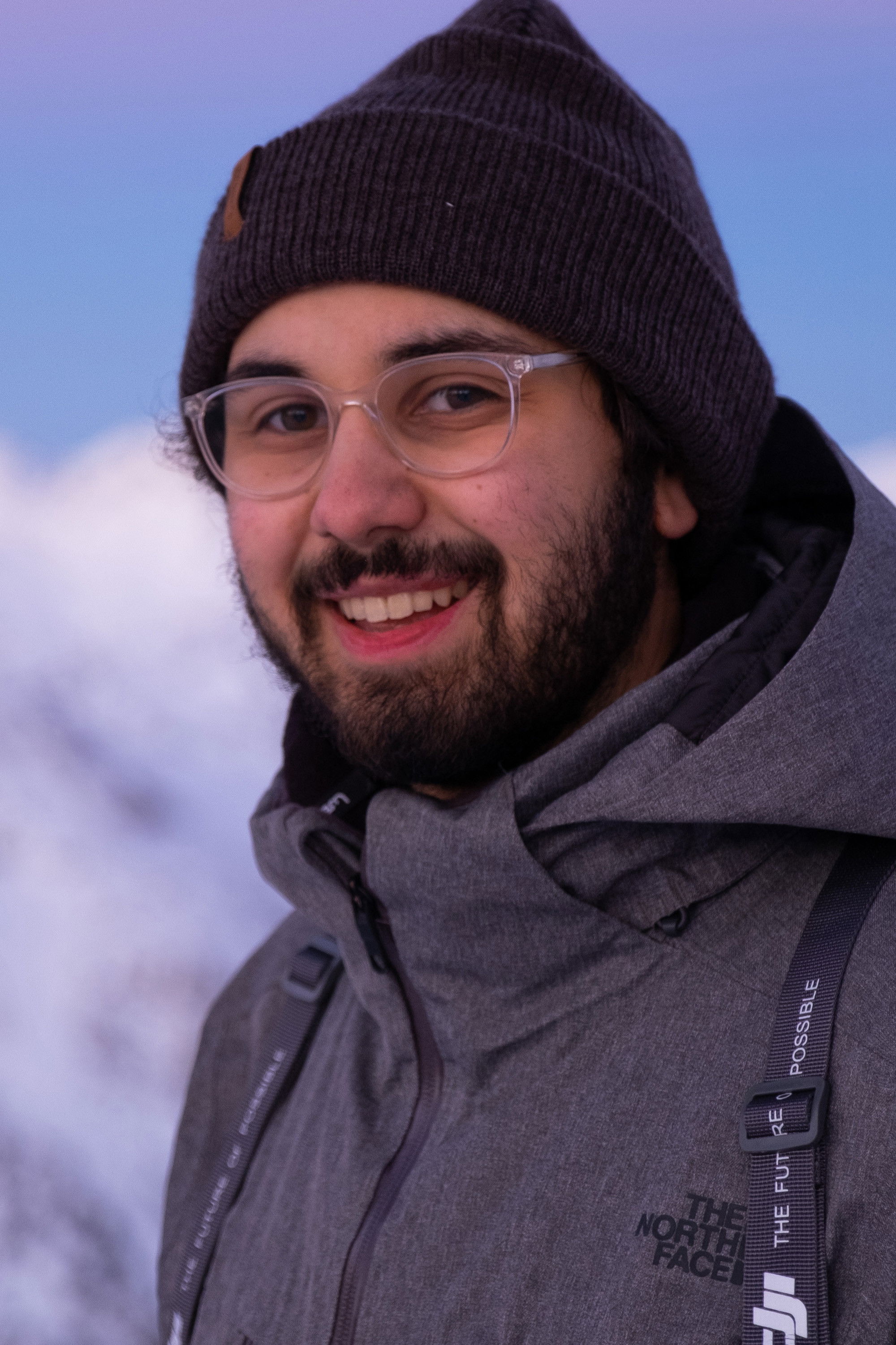 Axel Lakhdar backdrop