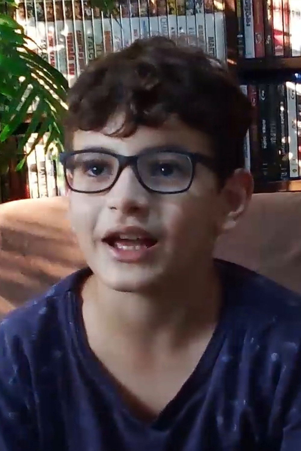 Eduardo Carvalho backdrop